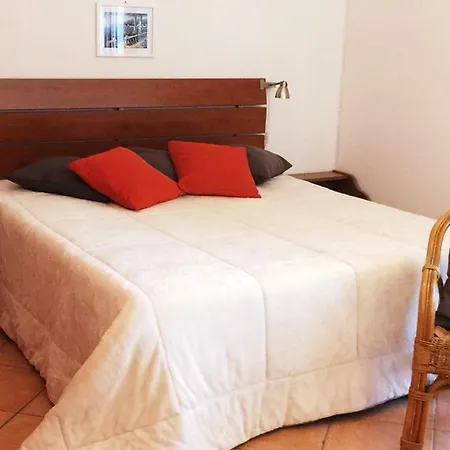 Prázdninový dům Casa Vacanze Da Lucia *